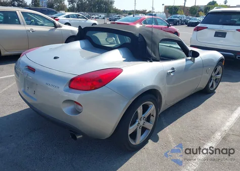 2006 Pontiac Solstice z USA, uszkodzony, nr VIN 1G2MB33B86Y106947